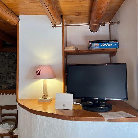 Appartement Cosy Pour 4 Personnes En Chalet De Pierres Saint-Martin-de-Belleville Luaran gambar