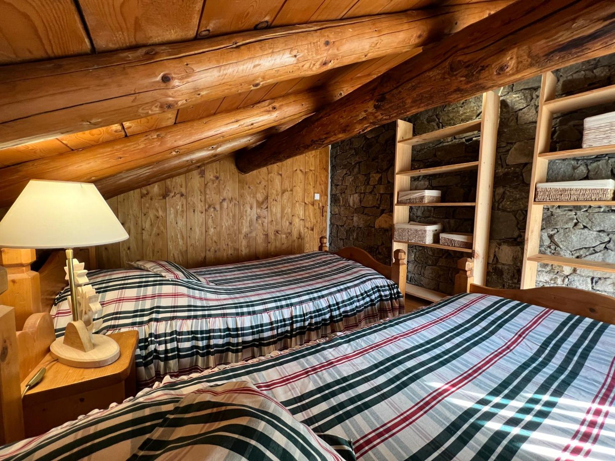 Appartement Cosy Pour 4 Personnes En Chalet De Pierres Saint-Martin-de-Belleville Luaran gambar