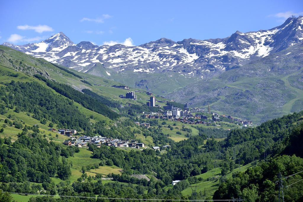 Appartement Cosy Pour 4 Personnes En Chalet De Pierres Saint-Martin-de-Belleville Luaran gambar