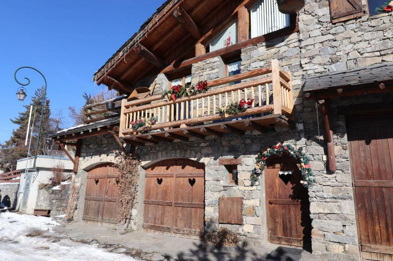 Appartement Cosy Pour 4 Personnes En Chalet De Pierres Saint-Martin-de-Belleville Luaran gambar